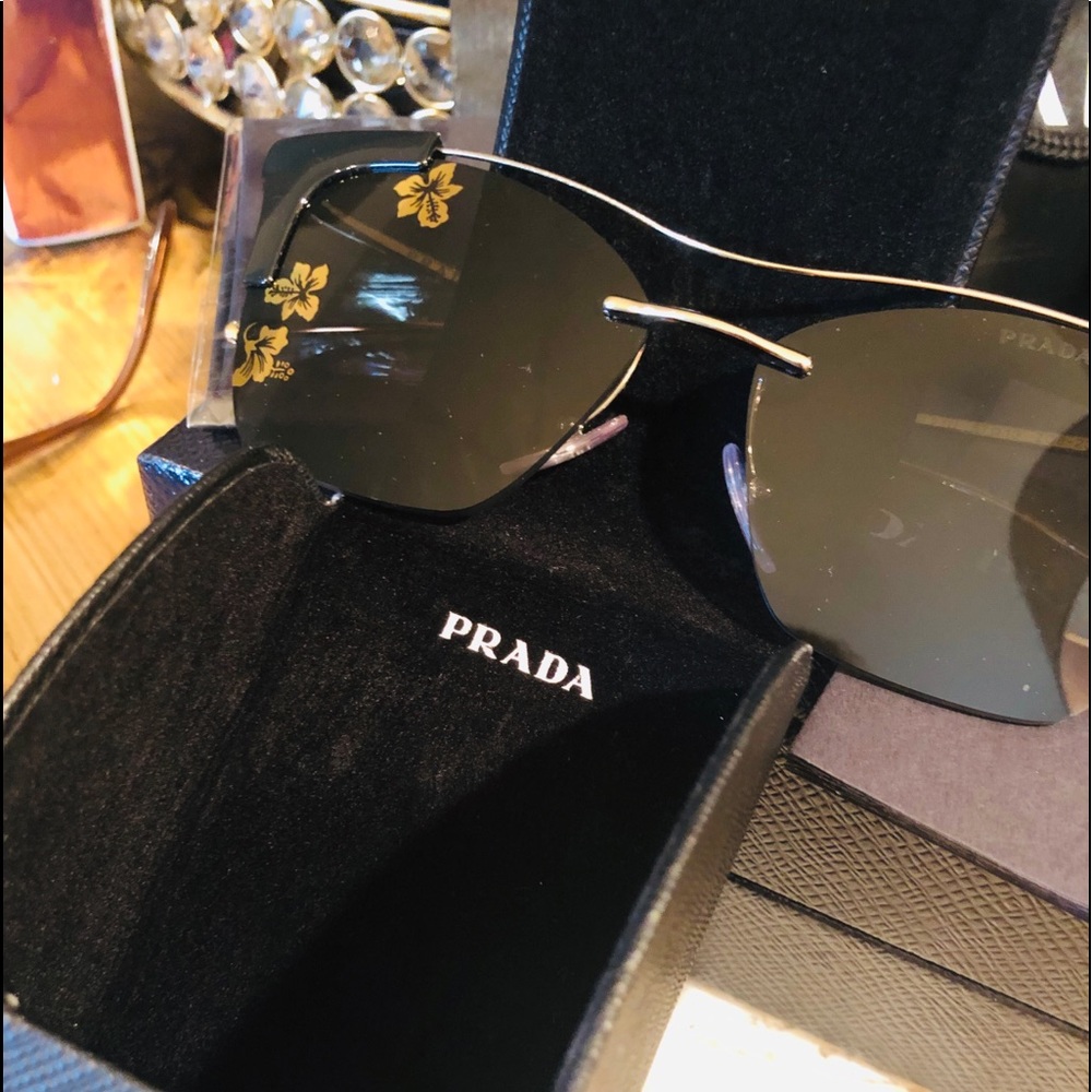 Runway Prada sexy sunglasses - Picture 7 of 14